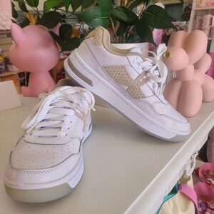 Under Armour Women's UA Court 96 Suede Shoes Size 6.5